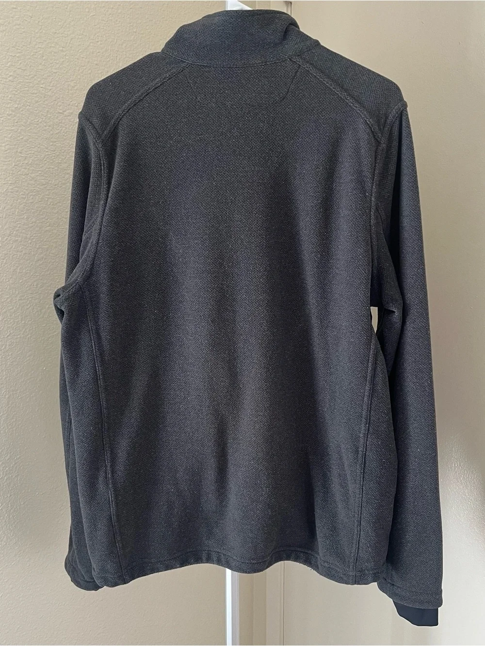 Mountain Hardwear Full Zip Fleece Jacket Gray Textured OM5961 Size M